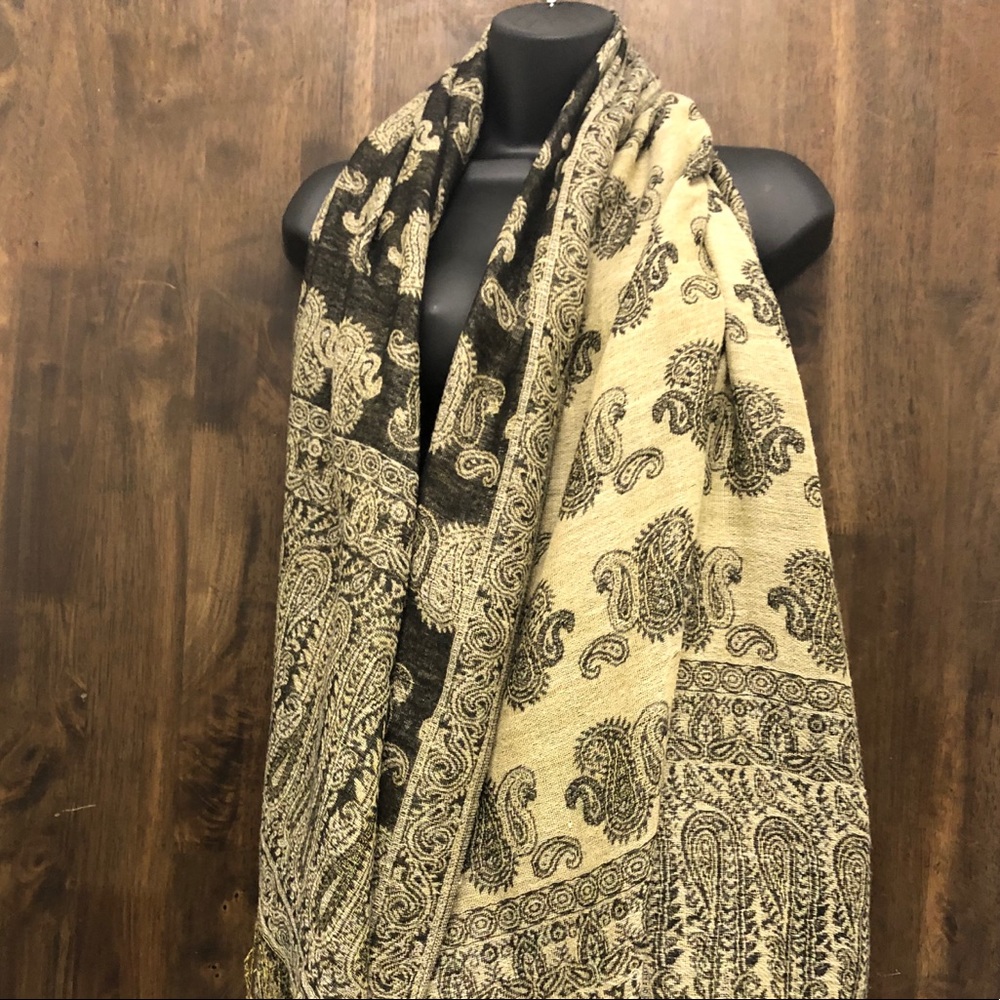 Paisley Green Scarf